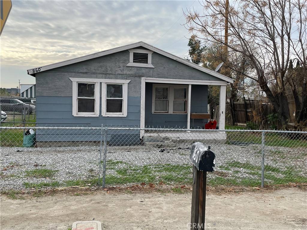 San Bernardino, CA 92408,860 S Waterman AVE