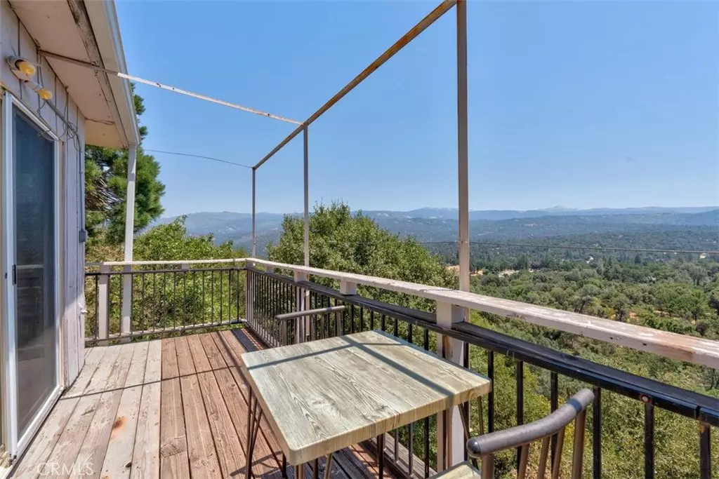 Oakhurst, CA 93644,38797 Highway 41
