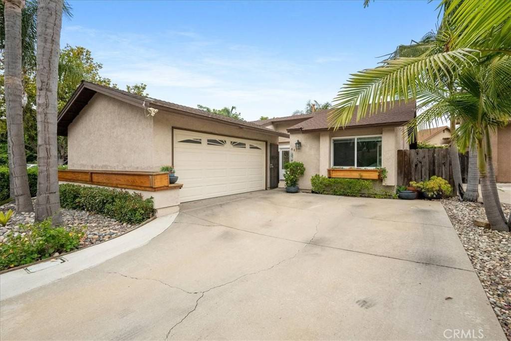 849 Shade Tree LN, Fallbrook, CA 92028