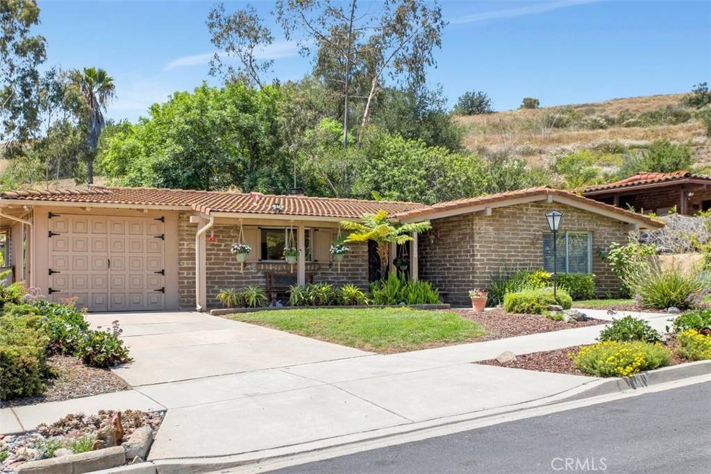 3331 Via Altamira, Fallbrook, CA 92028