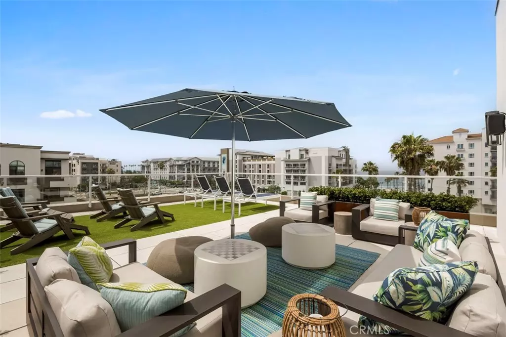 Oceanside, CA 92054,355 N Cleveland ST #211