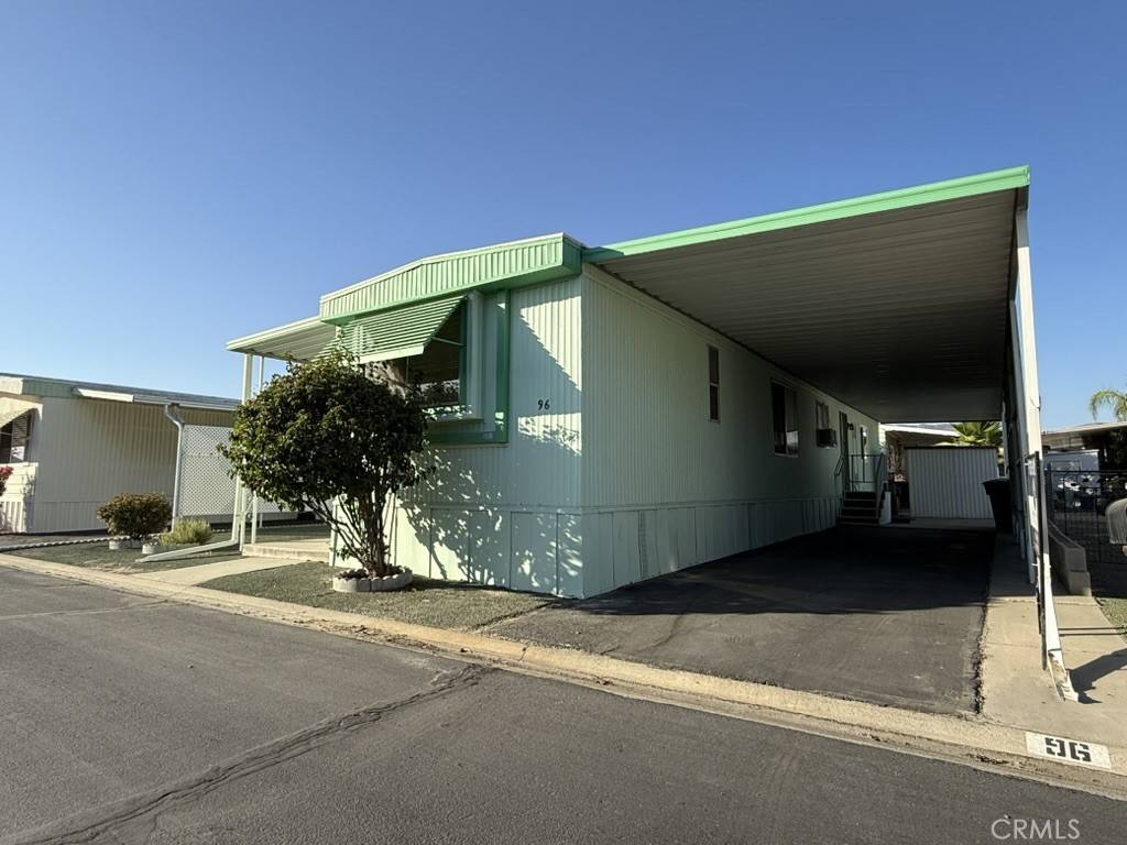 San Jacinto, CA 92583,1499 Old Mountain AVE #96