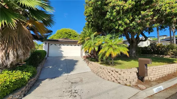 1350 Marabou Ln,  Vista,  CA 92083