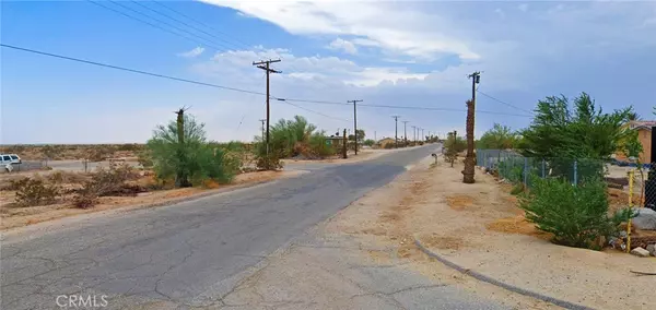 1015 Sea Shore DR, Thermal, CA 92274