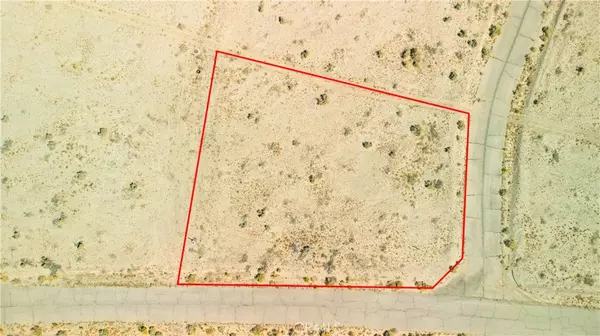 2711 Twin Lakes AVE, Thermal, CA 92274