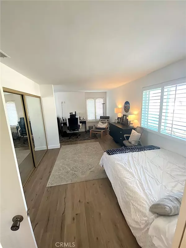 Carlsbad, CA 92009,2805 Unicornio