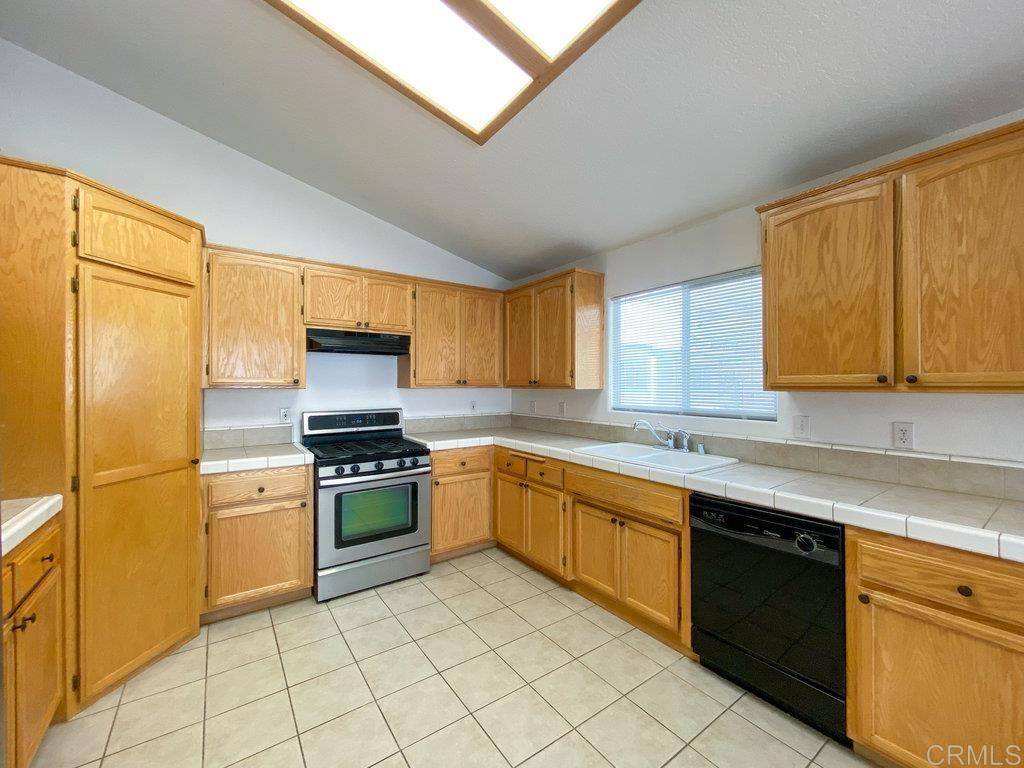 Hesperia, CA 92345,8065 Sherborn AVE