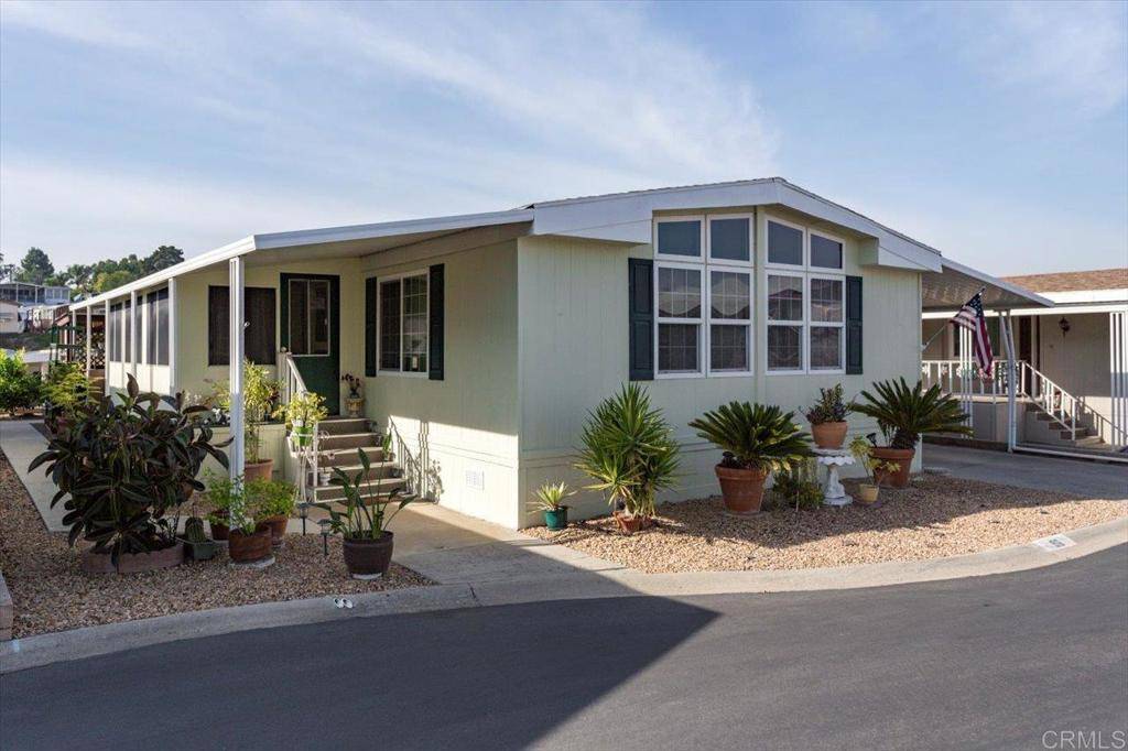 San Marcos, CA 92078,1175 La Moree RD #96