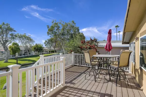 Carlsbad, CA 92011,7309 San Benito ST #331