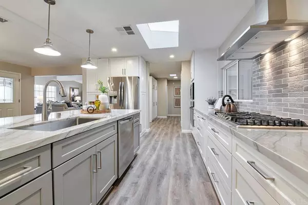 Carlsbad, CA 92010,3437 Don Alberto DR