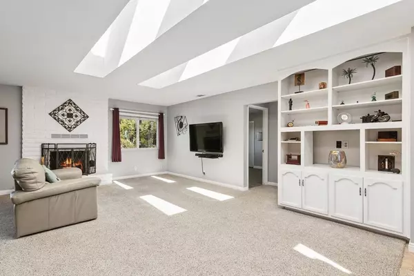 Bonsall, CA 92003,31147 Old River Road