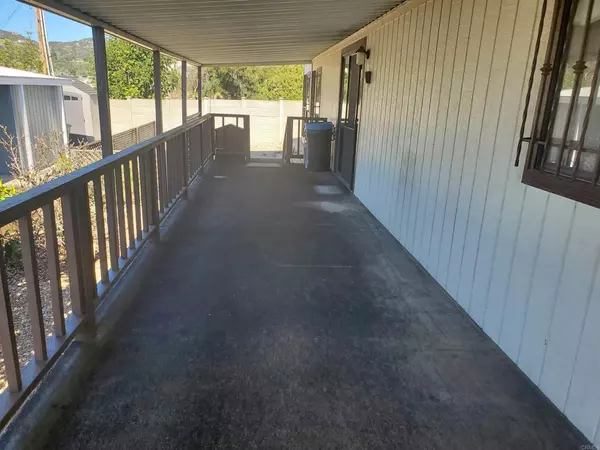 Escondido, CA 92026,1674 Lotus Glen