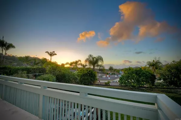 Solana Beach, CA 92075,735 Santa Paula