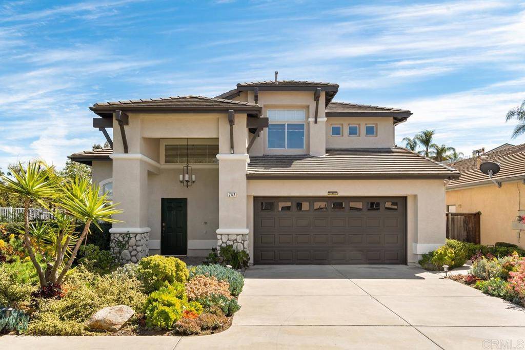 747 Bel Air DR W, Vista, CA 92084