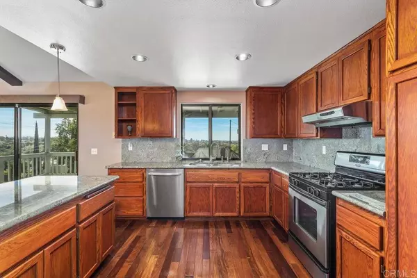 Fallbrook, CA 92028,1251 Pepper Tree LN