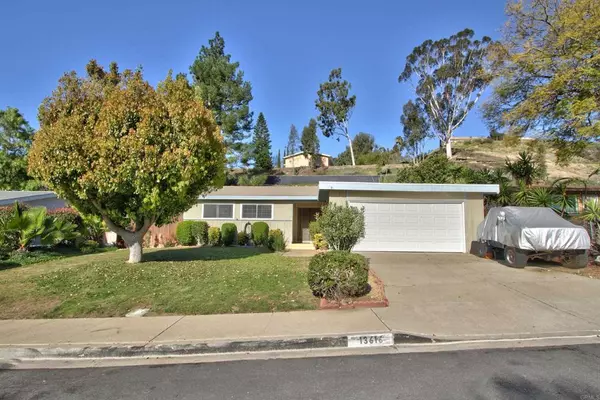 Poway, CA 92064,13616 Silver Lake DR