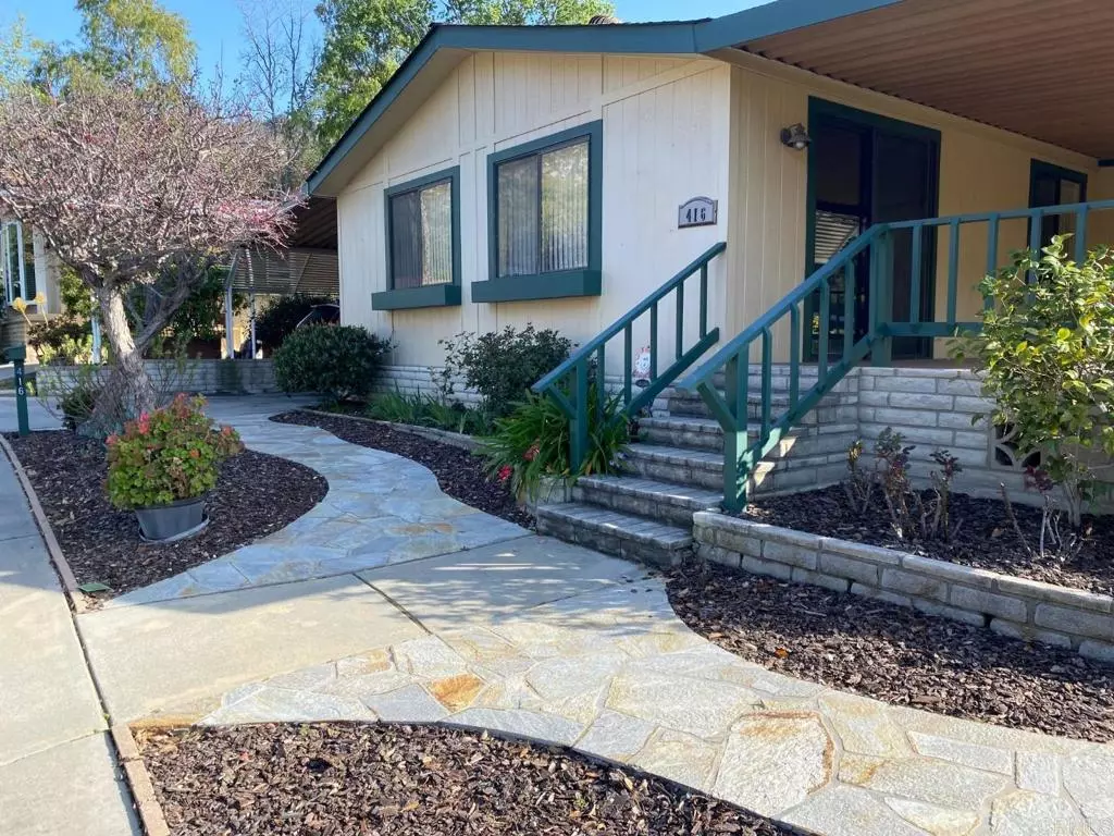 Escondido, CA 92026,8975 Lawrence Welk DR #416