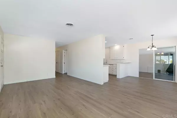 Westminster, CA 92683,10482 Mast Ave