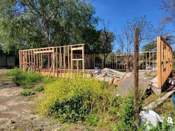 Ramona, CA 92065,2015 Montecito RD