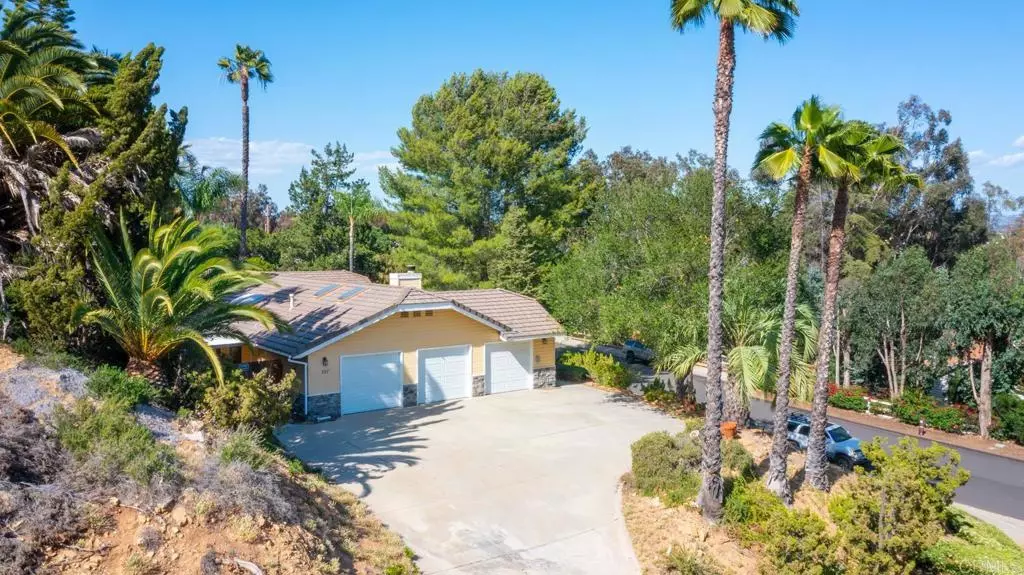 Fallbrook, CA 92028,397 Barbados CIR