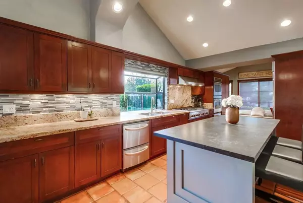 Ramona, CA 92065,16548 Wikiup RD
