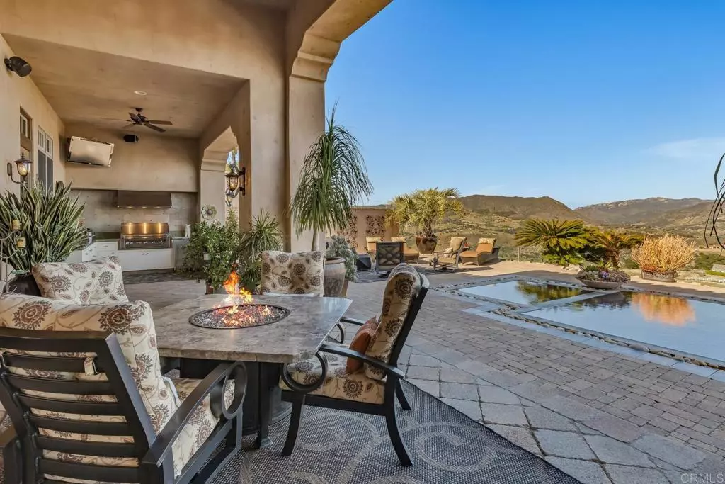 Fallbrook, CA 92028,1655 Santa Margarita DR