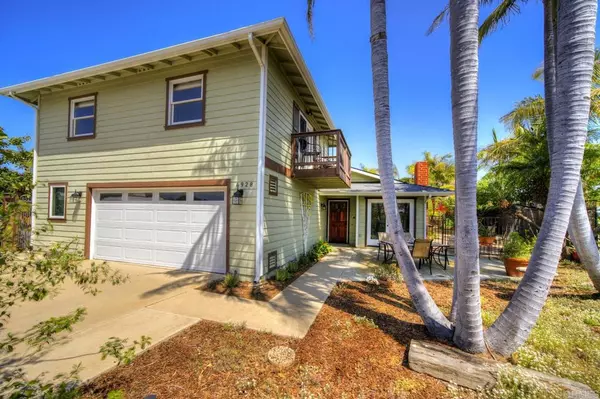 Carlsbad, CA 92008,4928 Loma Way