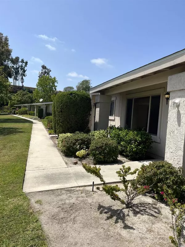 Oceanside, CA 92057,3737 Bay Leaf WAY