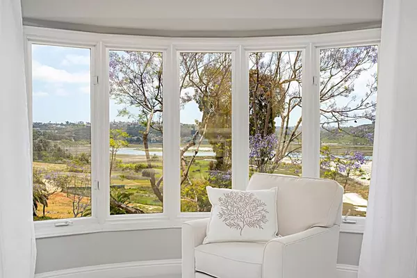 Carlsbad, CA 92011,1615 Bittern Court