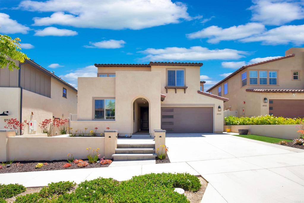 Santee, CA 92071,8959 Hightail DR