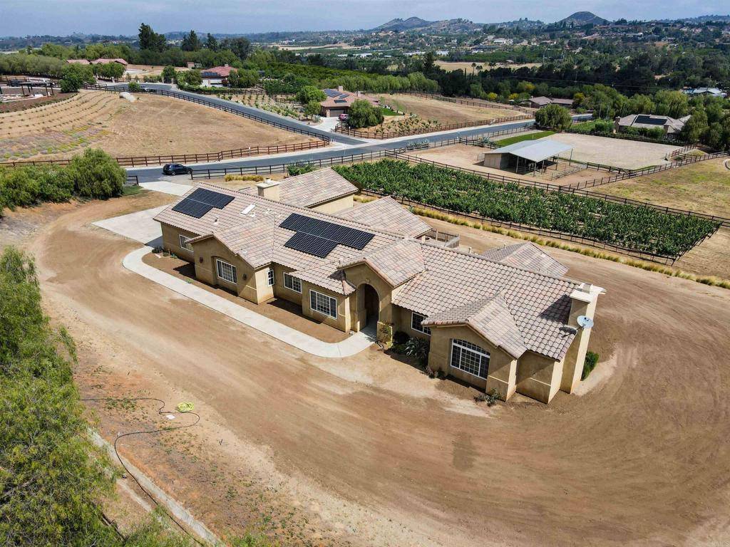 15244 Molly Anne CT, Valley Center, CA 92082