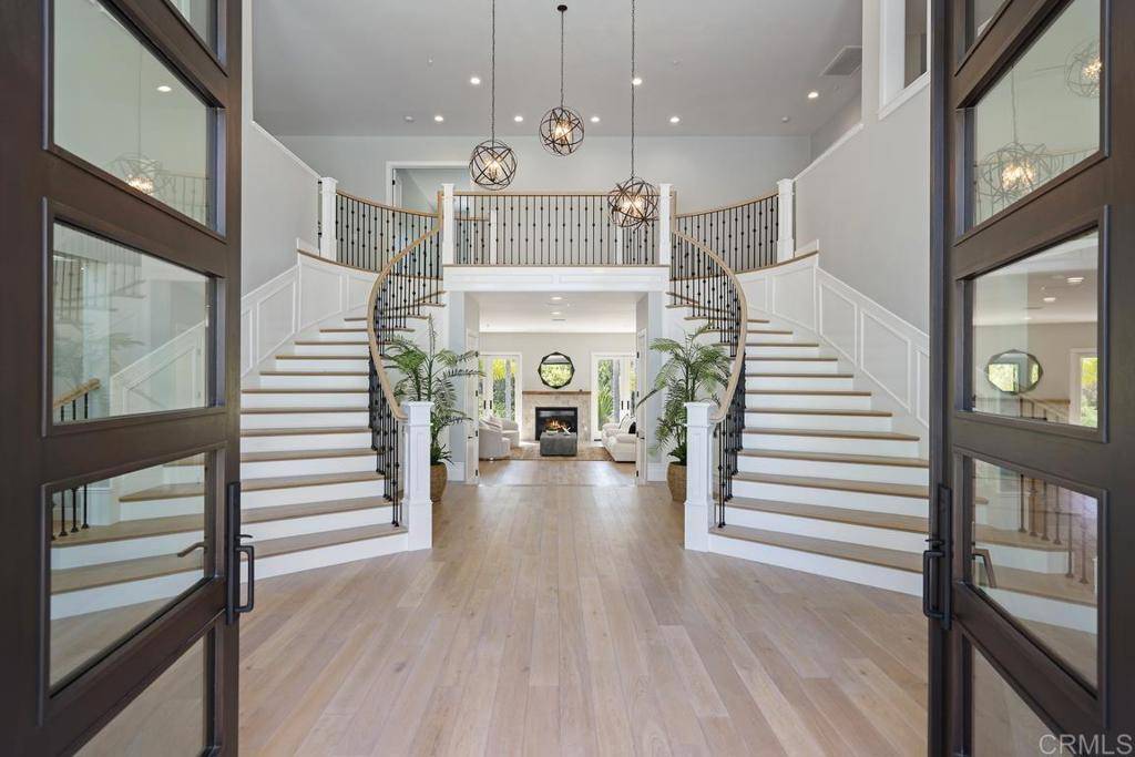 Rancho Santa Fe, CA 92067,7080 Rancho La Cima Drive