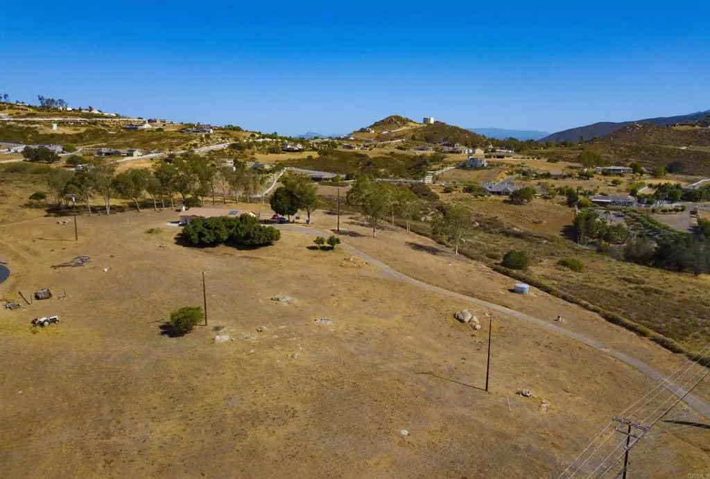 Ramona, CA 92065,2504 Black Canyon RD