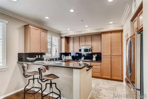 San Diego, CA 92117,3001 Beachwood Bluff Way
