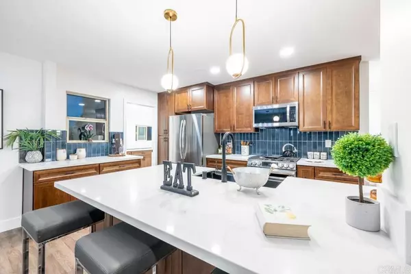 Clairemont Mesa, CA 92117,5250 Palmyra AVE