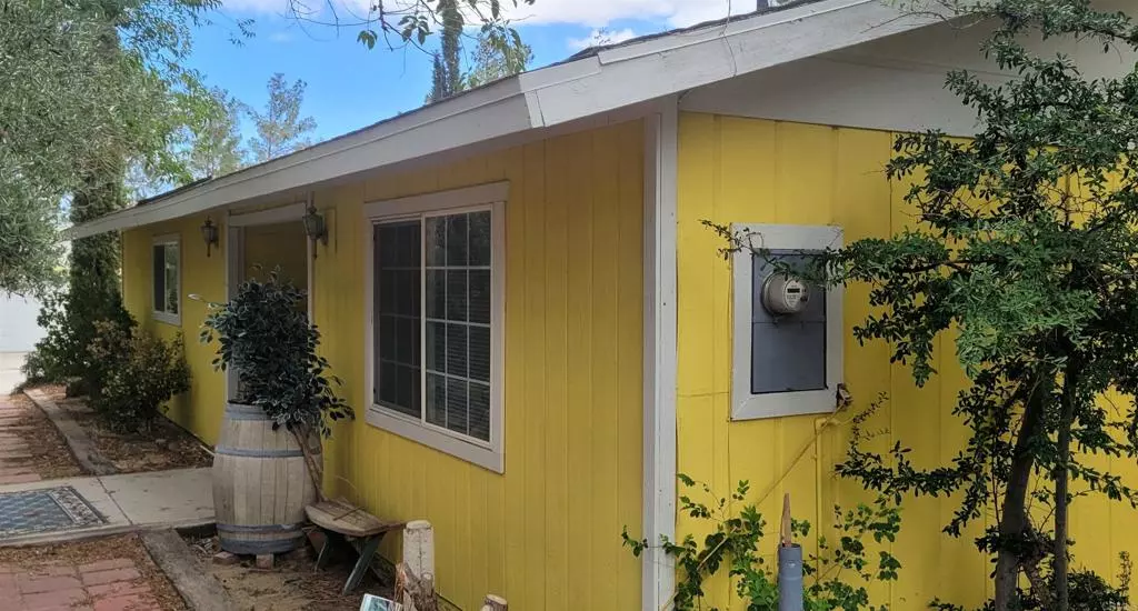 Lucerne Valley, CA 92356,9353 Cody RD