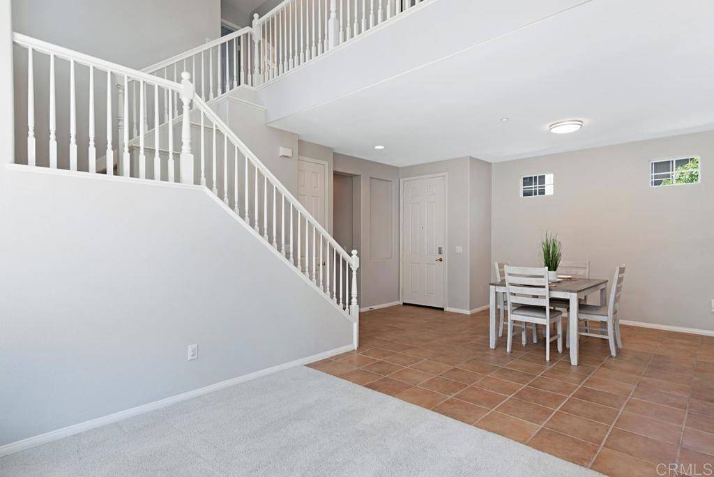 Carlsbad, CA 92010,5595 Foxtail LOOP