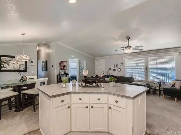 San Marcos, CA 92078,1219 E Barham DR #83