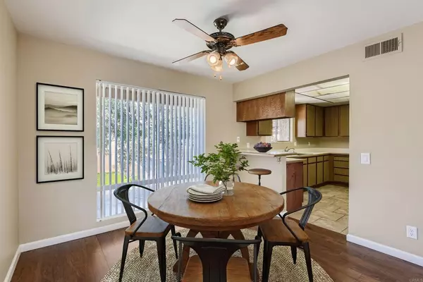 Fallbrook, CA 92028,305 Ivy Terrace