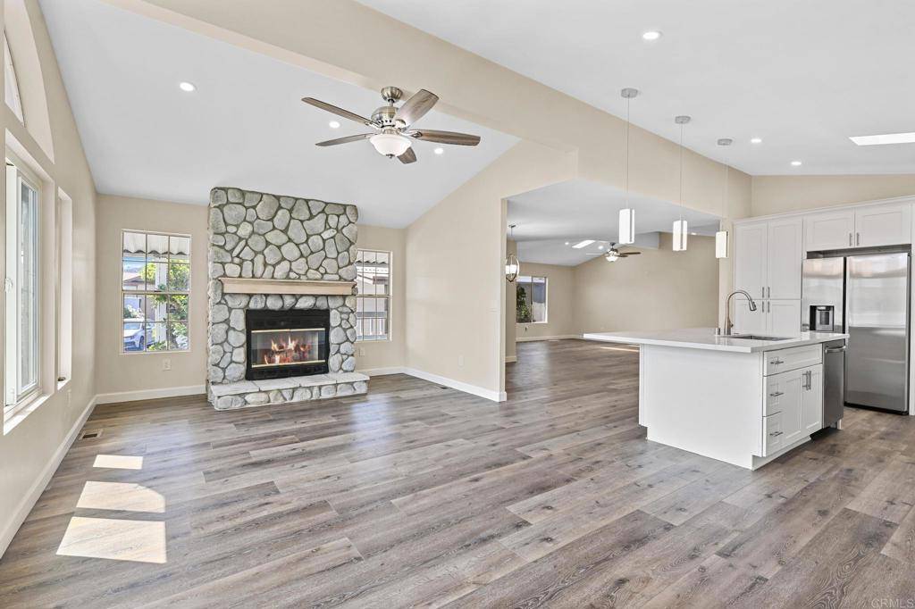 Carlsbad, CA 92010,3472 Don Lorenzo DR