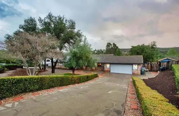 24941 Pappas Rd, Ramona, CA 92065