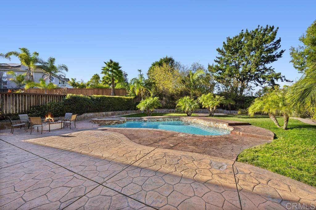 Carlsbad, CA 92010,3946 Foothill AVE