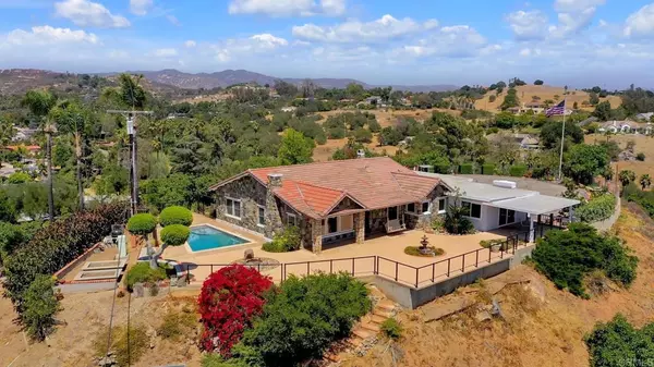 Escondido, CA 92027,1764 Summit