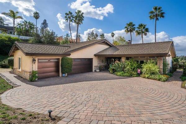 Poway, CA 92064,17732 Del Paso DR