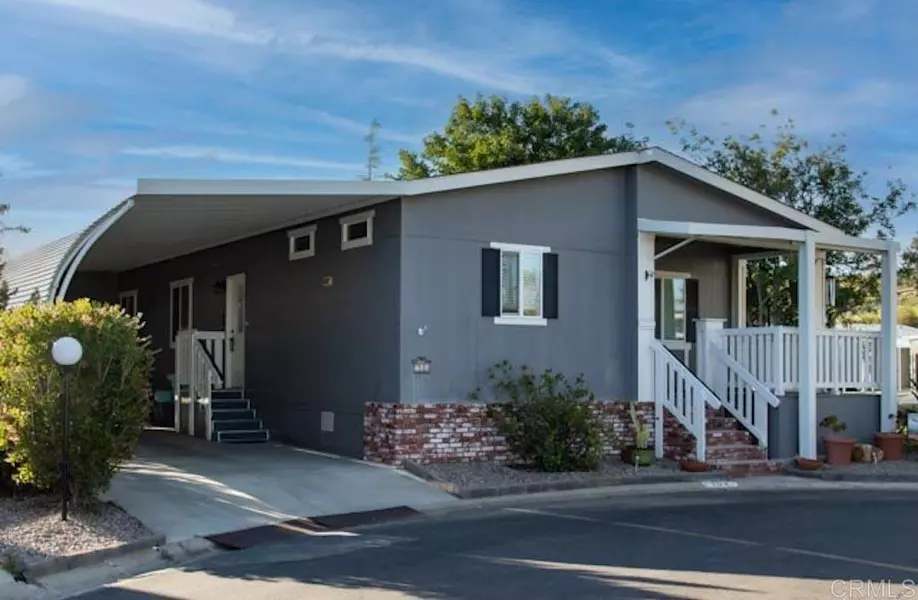 525 W El Norte Parkway #104, Escondido, CA 92026