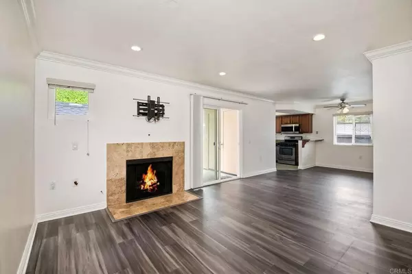 Oceanside, CA 92056,900 Sea Cliff Way #905