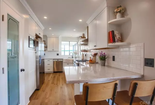 Vista, CA 92081,200 S Emerald DR #77