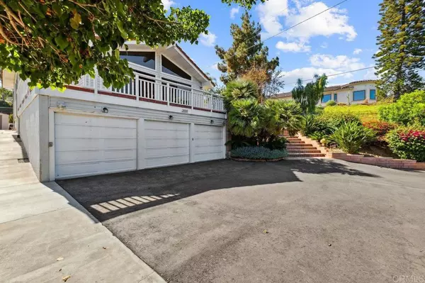 Vista, CA 92084,2016 Buena Creek RD