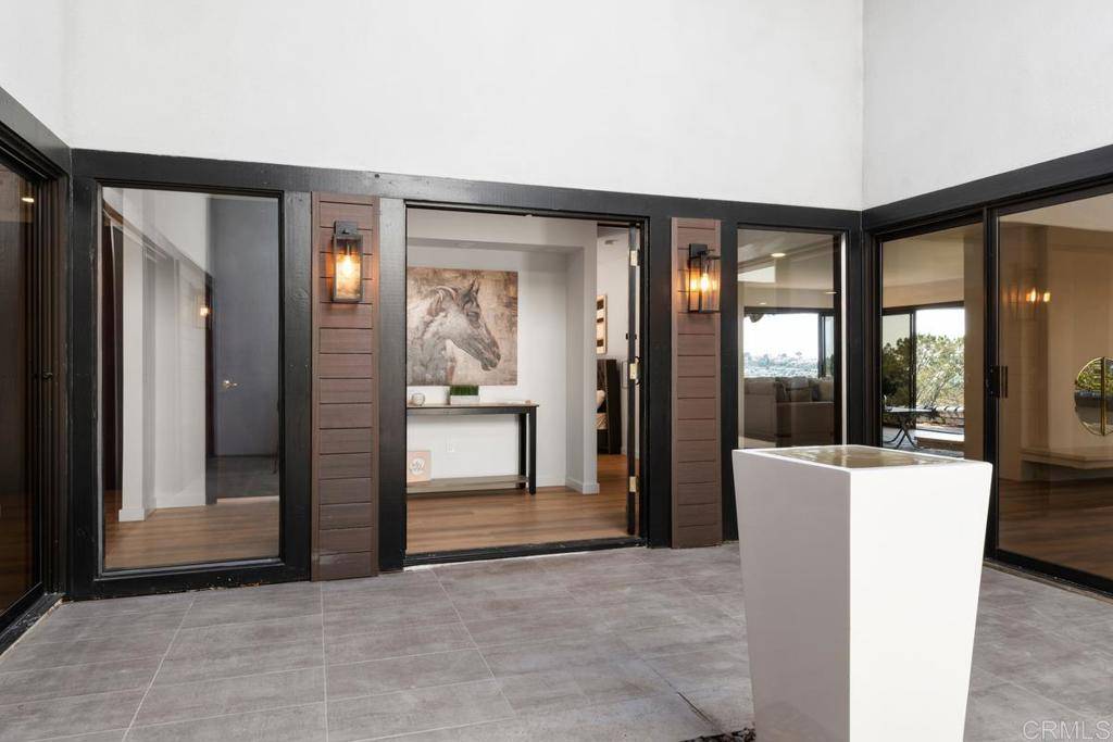 San Marcos, CA 92078,1118 La Sombra DR