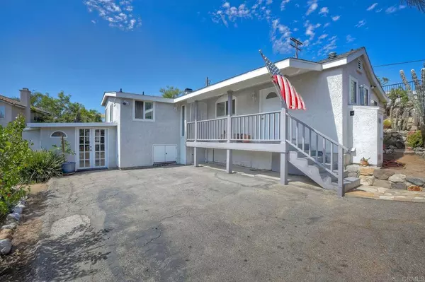 523 Rancho Vista Rd., Vista, CA 92083